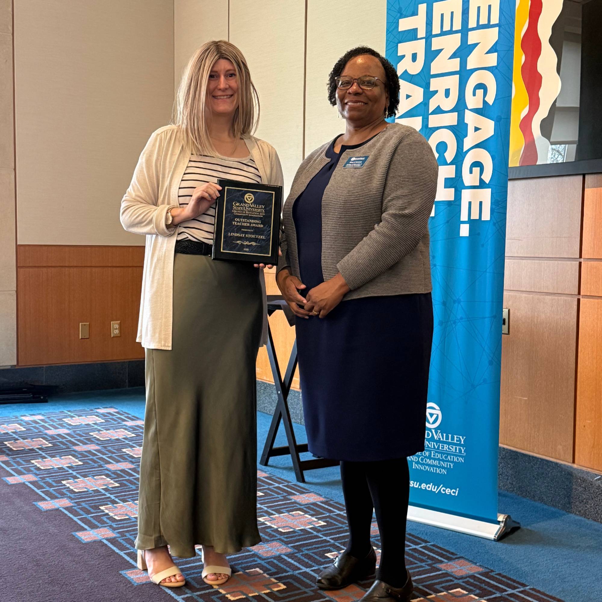 Lindsay Stoetzel, 2025 Outstanding Teacher Award Recipient